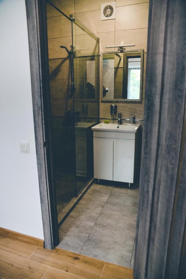 Four Rooms Apartments تشيركاسي المظهر الخارجي الصورة