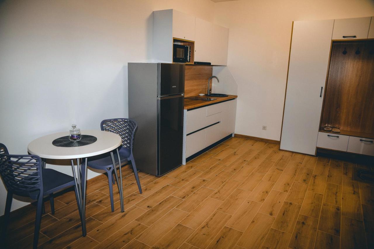 Four Rooms Apartments تشيركاسي المظهر الخارجي الصورة