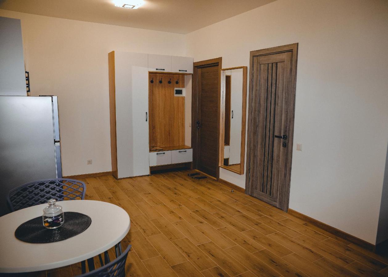 Four Rooms Apartments تشيركاسي المظهر الخارجي الصورة